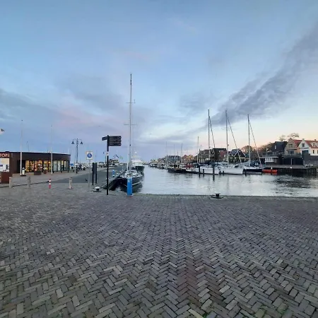 Bij De Haven Op Urk Apartment Exterior photo
