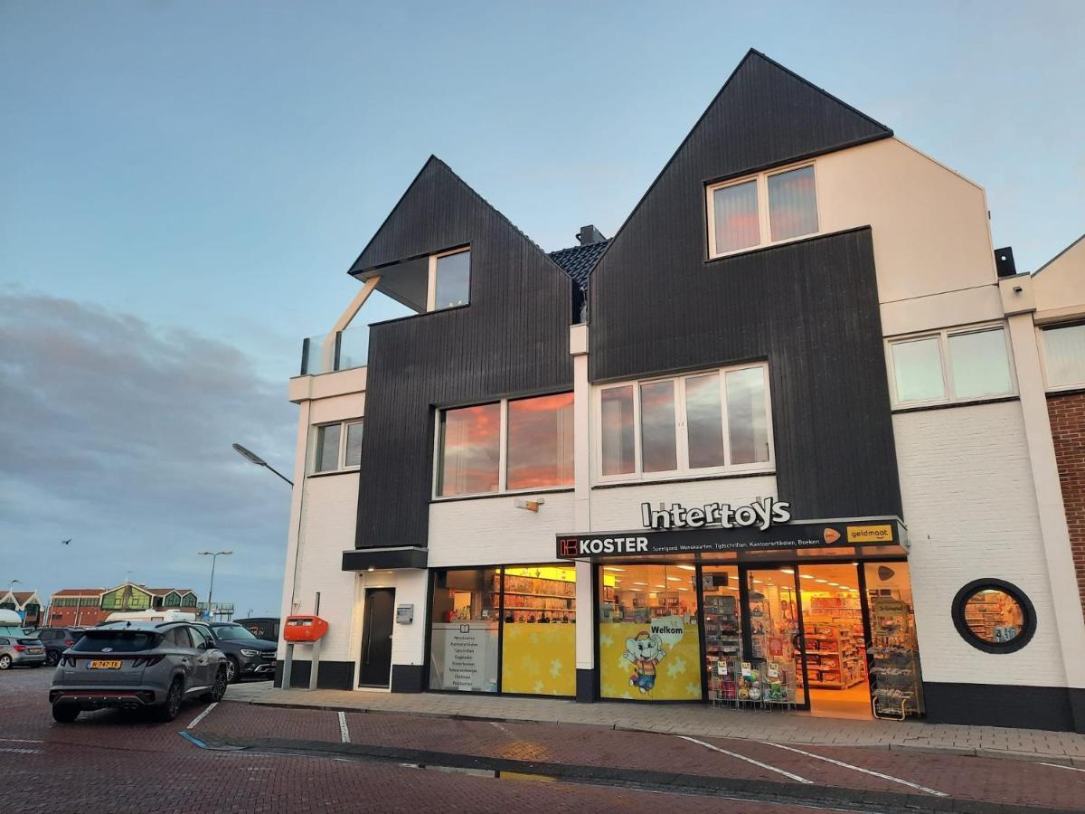 Bij De Haven Op Urk