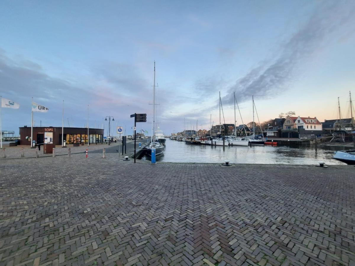Bij De Haven Op * Urk